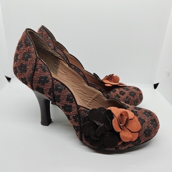 Ruby Shoo retro orange pumps with flower pattern and detail UK 7 EU 40 US 9 - Picture 1 of 11